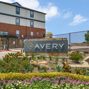 Avery Apartments Lewisville, TX