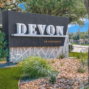 Devon on Northgate Apartments Irving, TX